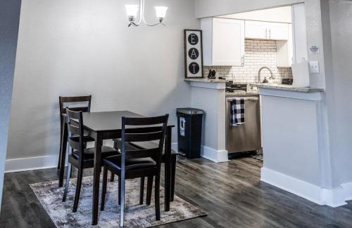 Arlington Apartment | Walk to AT&T Stadium , Globelife from Cozy 2bd/ba Apartment