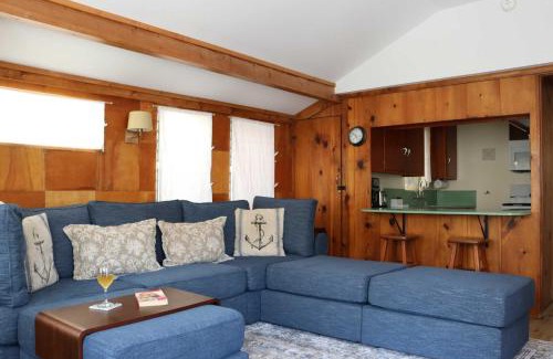Avalon House | Walk to Beach and Main St Catalina Island Cottage!