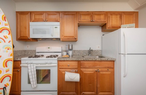 San Diego House | Walk to Beach & Bay/Pet Friendly/A/C