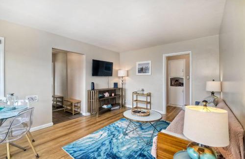 Carlsbad House | Walk To Beach - EV Charger - Outdoor Dining - 2BR