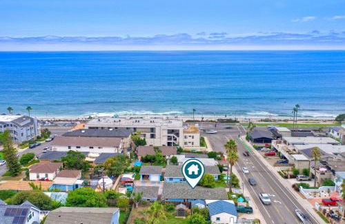 Carlsbad House | Walk To Beach - EV Charger - Outdoor Dining - 2BR