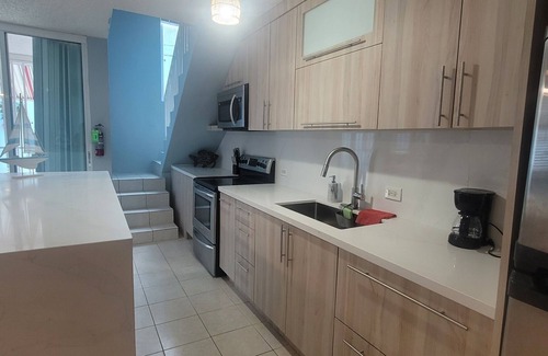 Vilomar Apartment | Walk to beach & Kioskos, close to rainforest, cold air, free parking