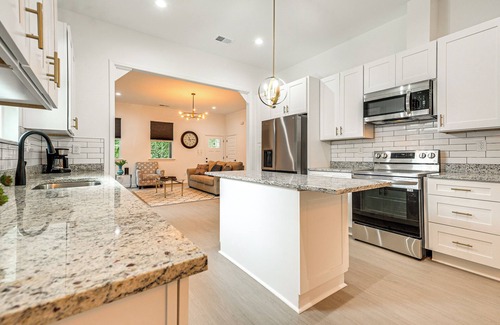 Hogansville House | Walk to Downtown! Modern Hogansville Home w/Patio
