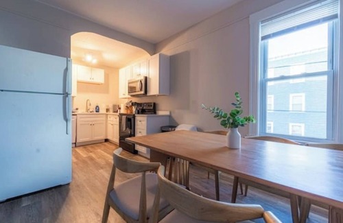 West Lebanon House | Walk to Downtown Salem w/Pac-Man & Free Parking!