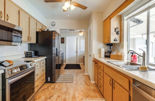 Sun City House | Walk to Golf Club: Sun City Home w/Private Pool!