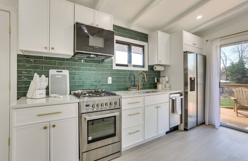 Kauneonga Lake House | Walk to Kauneonga Lake: Home w/Deck & Grill