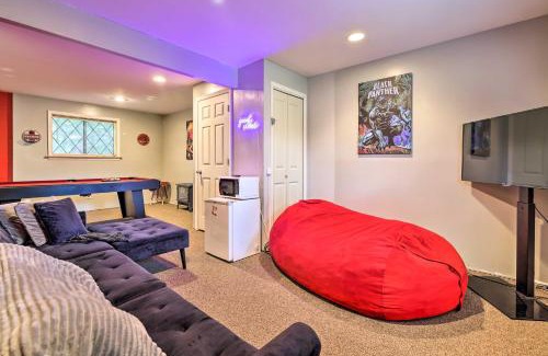 Pocono Summit House | Walk to Lake Game Room Getaway in Pocono Summit!
