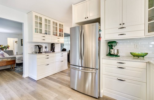 Mount Dora House | Walk to Lakes! Tropical Escape in Mount Dora