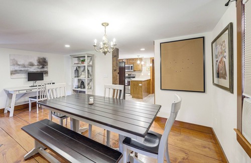 Bethlehem Apartment | Walk to Memorial Park: Pet-Friendly Bethlehem Home