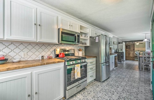 Mount Dora House | Walk to Mount Dora Historic District: Cozy Home!