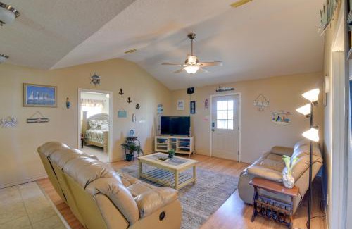 Surfside Beach House | Walk to Shore and Restaurants Surfside Beach Home!