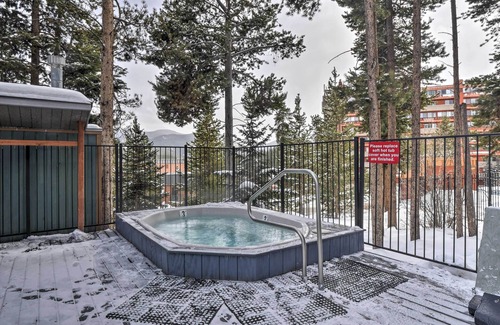 Four O'Clock Apartment | Walk to Shuttle, Lift & Main St! Breck Ski Base
