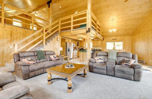 Lander House | Walk to Sinks Canyon State Park Spacious Home!