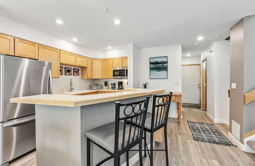 Breckenridge Villa | Walk to Snowflake Lift + walk to Main St