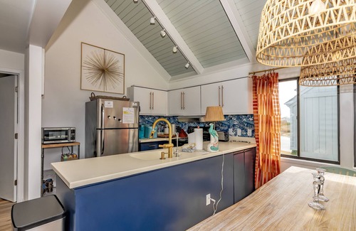 Bald Head Island Villa | Walk to the beach or pool in this cozy villa. 2 deck spaces with 2 golf carts for enjoyment