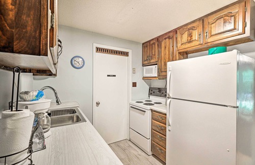 Roan Mountain Cabin | Walk to Trails: Creekside Roan Mountain Cabin
