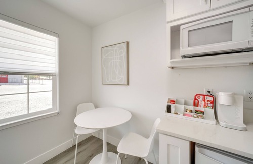 Soap Lake Apartment | Walk to Water: Soap Lake Studio w/Patio!