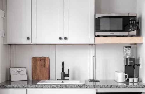 Columbus House | Walkable Downtown Getaway (FREE Bikes to use)