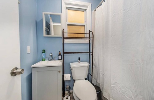 South Orange Apartment | Walkable downtown apartment steps from NYC Train🚉