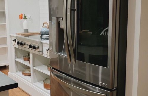 Roosevelt House | Walkable Large Bungalow in Historic Neighborhood with HEATED Pool included