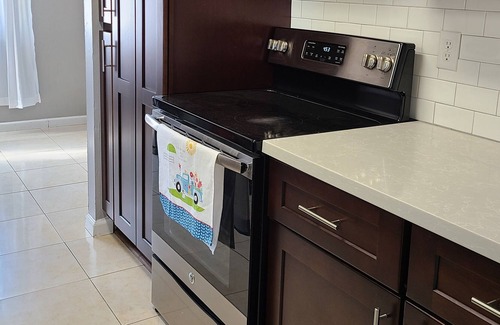 Rancho Cordova House | Walking dist. to American River Pkwy & close to Old/Downtown Sac, 2hrs to Tahoe.