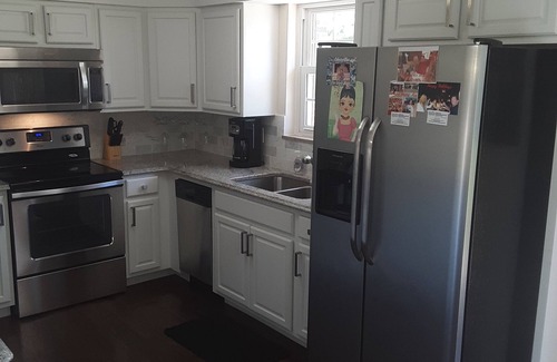 Breese House | Walking distance to Breese Legion and Main st