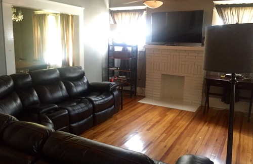 Tuscaloosa House | Walking Distance to Stadium and Downtown Tuscaloosa