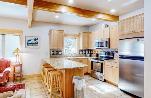 Joseph House | Wallowa Lake Wonder