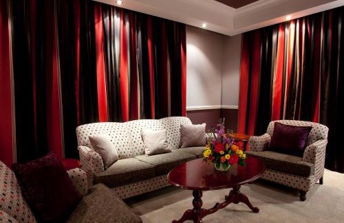 Secunda Hotel | Walmont at Graceland