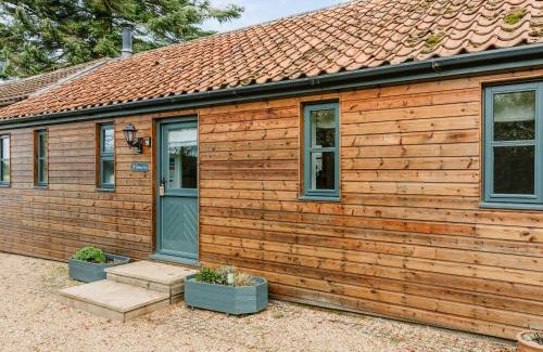 Pentney House | Walnut Cottage - Ukc6632