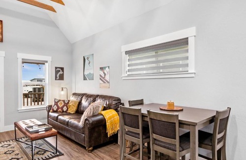 Sandpoint House | Walnut Cottage