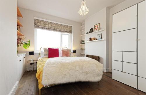 Cliftonville Apartment | Walpole Bay Sea Views