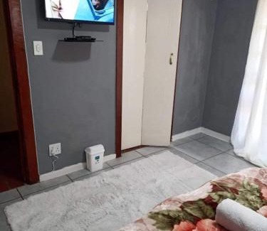 Potchefstroom House | WAMPEX GUEST HOUSE POTCHESTROOM