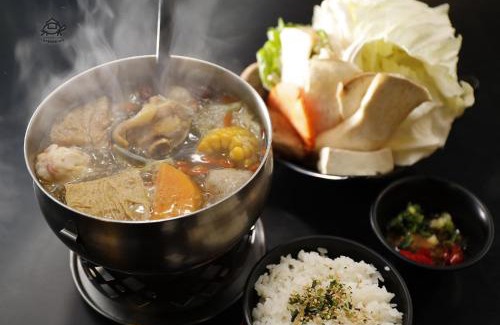 Nanzhuang Bed & Breakfast | Wan Lake Coffee Villa