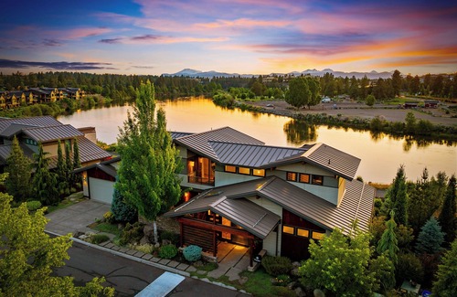 Southern Crossing House | Wander Bend Riverside