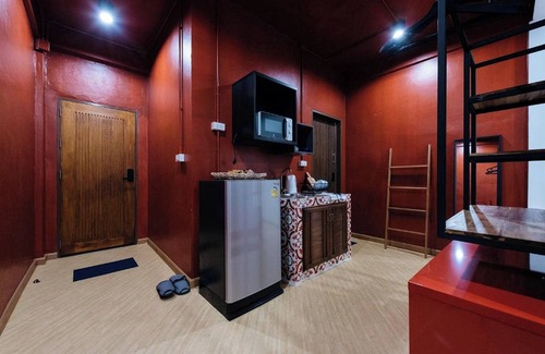 Bang Na Hotel | Wander Wonder Bangkok