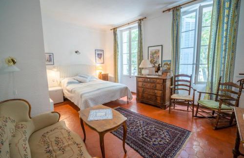 Villecroze Apartment | Wangberg Provence