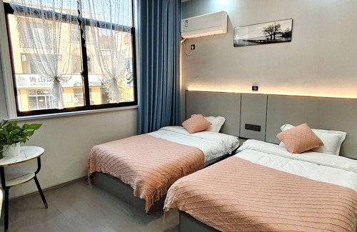 Shangrao Bed & Breakfast | Wangxian Valley Fairyland Town located in China.