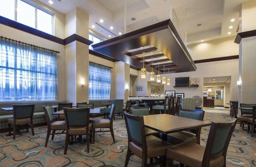 East Point House | Warm & Bright King Room! Best Place to Relax!