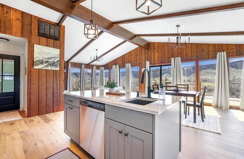 Twin Falls House | Warm Creek Bungalow, RIVER VIEWS