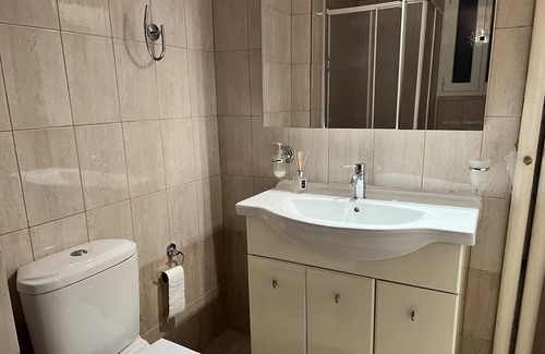 Nea Smirni Apartment | Warm One Bedroom Apartment in Nea Smyrni