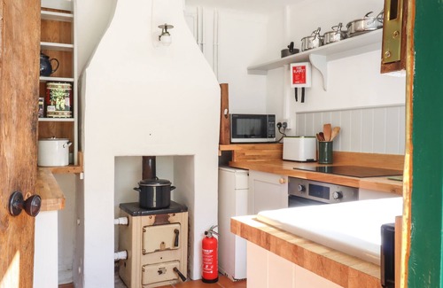 Bures Cottage | Warren Cottage