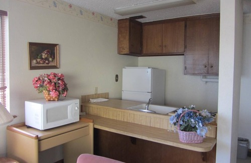 Plainview Hotel | Warrick Plaza Inn