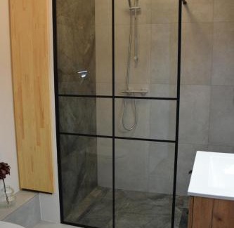 Pruszkow Apartment | Warsaw City Break II