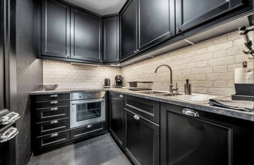 Wola Apartment | Warsaw Leszno Apartment with Parking - by Rentujemy