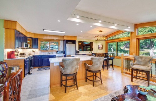 Port Ludlow House | Washington Gem on 8.5 Acres: Clamming Nearby!