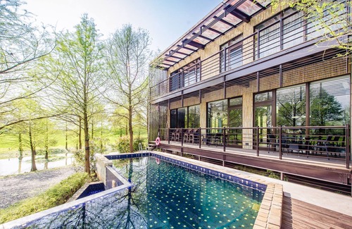 Dongshan Bed & Breakfast | Watch House