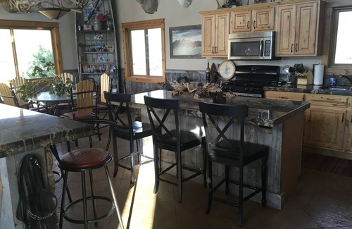 Hoback Junction House | Watch the eclipse from beautiful Jackson Hole, Wyoming