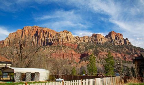 Zion National Park South Entrance House | Watchman Villas