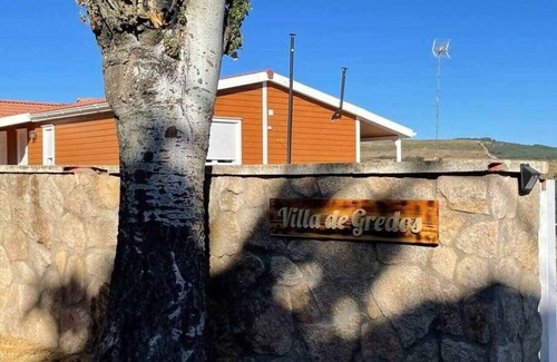 Navarredonda de Gredos Apartment | Water. Beautiful apartment. Villa de Gredos.